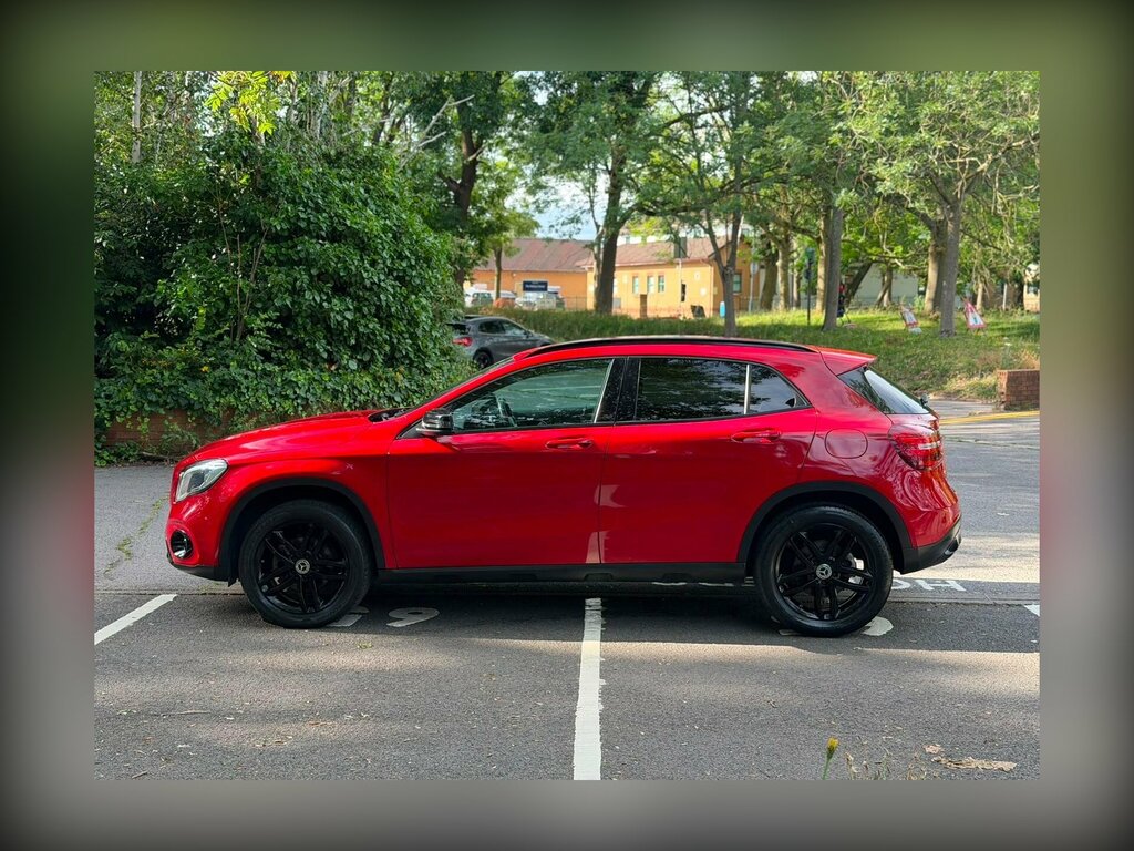 Mercedes-Benz GLA Class 1.6 Gla180 Urban Edition 7G-dct Euro 6 Ss Red #6