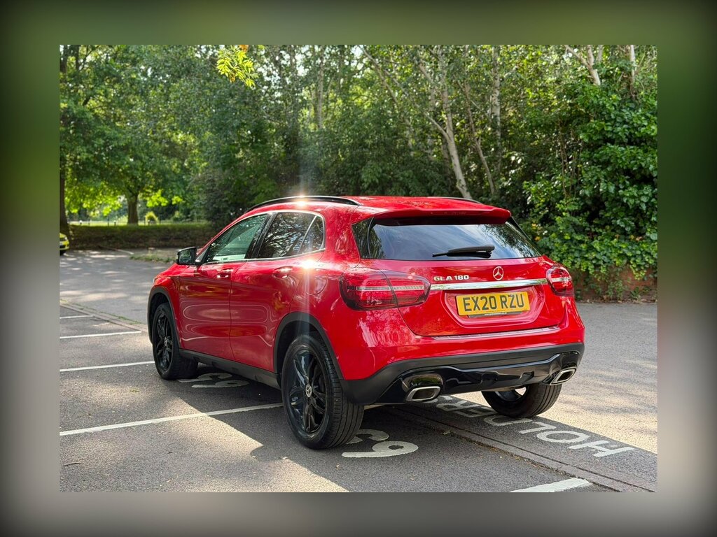 Mercedes-Benz GLA Class 1.6 Gla180 Urban Edition 7G-dct Euro 6 Ss Red #5