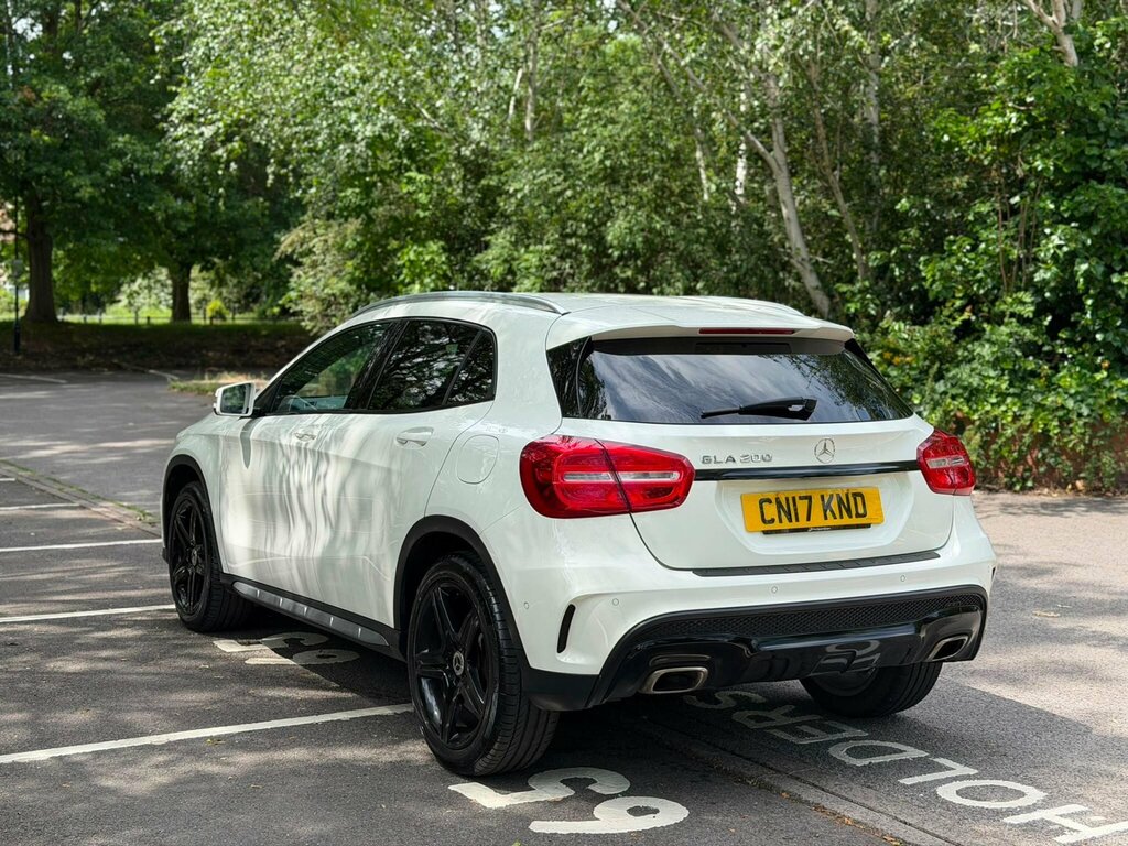 Mercedes-Benz GLA Class 1.6 Gla200 Amg Line Premium 7G-dct Euro 6 Ss White #6