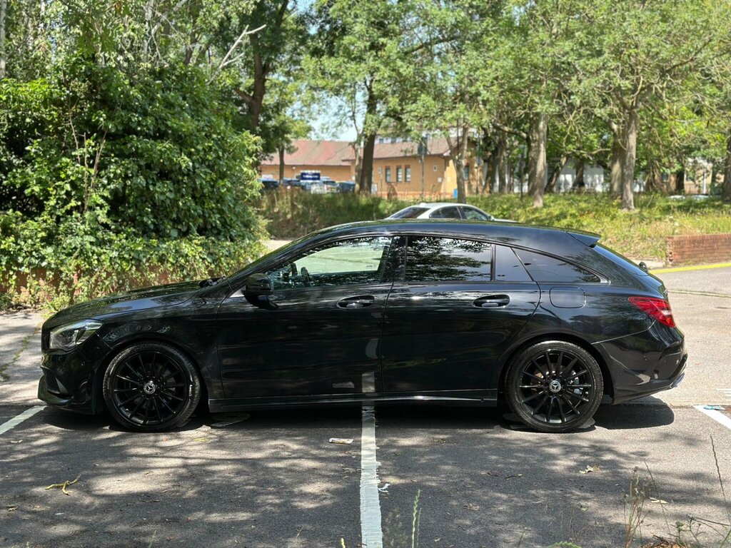 Mercedes-Benz CLA Class Cla180 Amg Line Coupe Blue #7