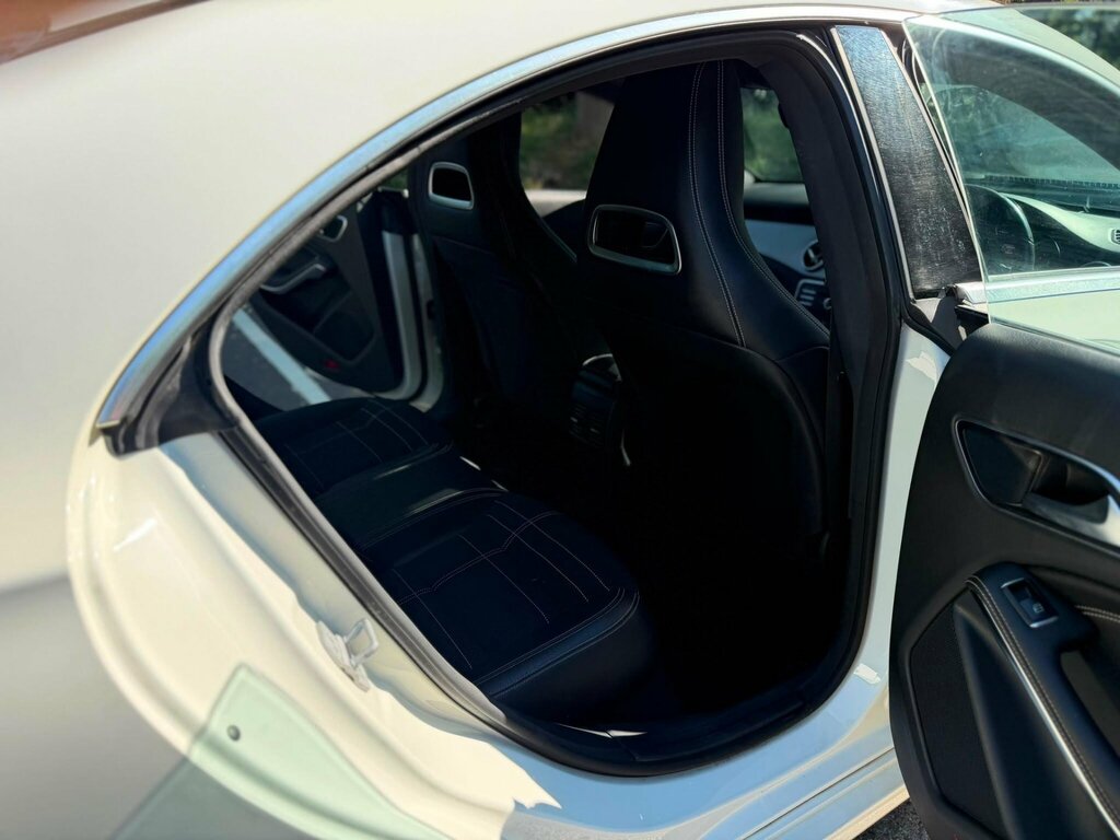 Mercedes-Benz CLA Class Saloon 2.1 Cla220 Cdi Amg Sport 2015 White #18