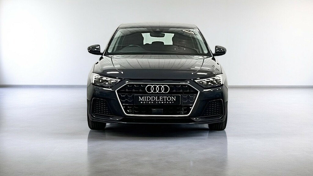 Audi A1 1.5 Tfsi 35 Sport Sportback S Tronic Eu Grey #2