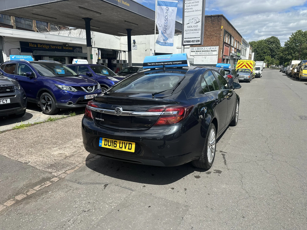 Vauxhall Insignia Hatchback Black #4