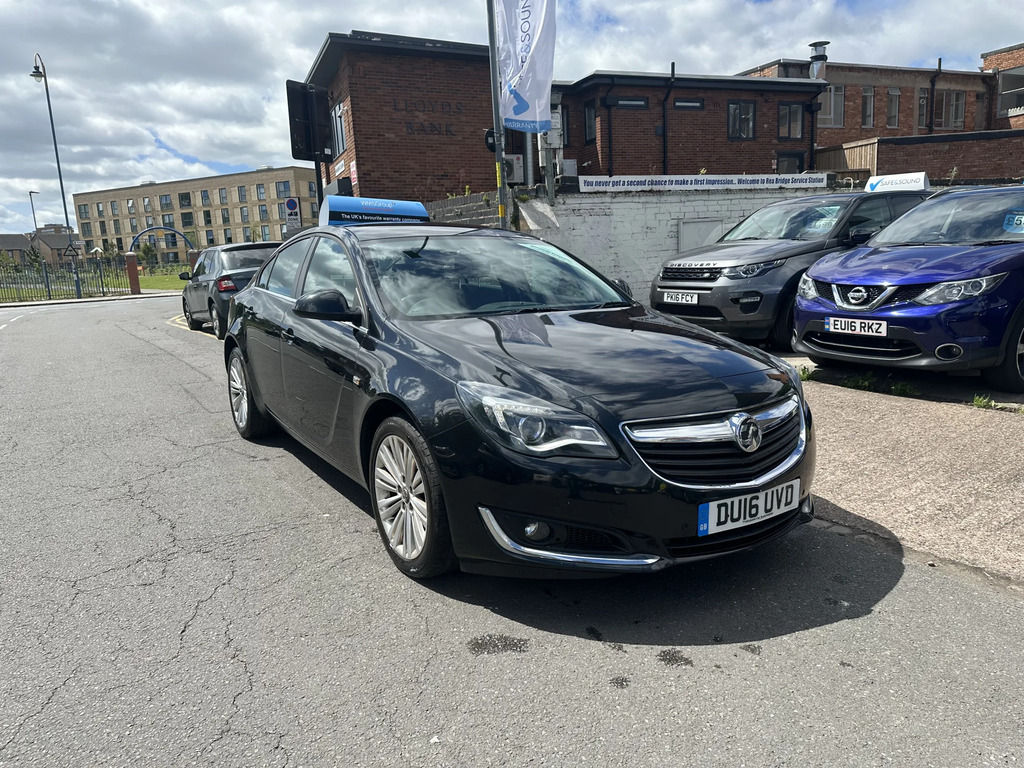 Vauxhall Insignia Hatchback Black