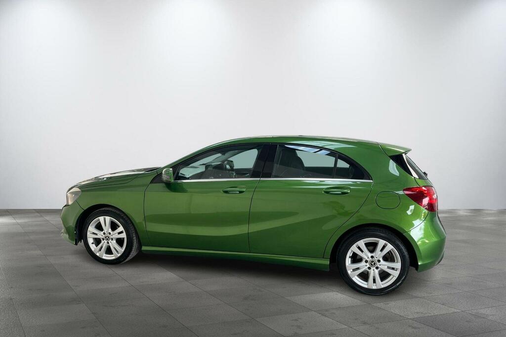 Mercedes-Benz A Class 1.5 A180d Sport Euro 6 Ss SF17JCG Green #6