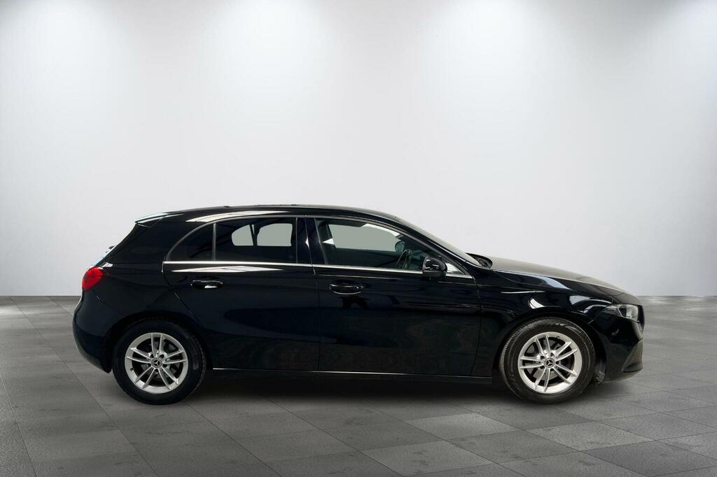 Mercedes-Benz A Class 1.3 A180 Se 7G-dct Euro 6 Ss WF20AUW Black #2