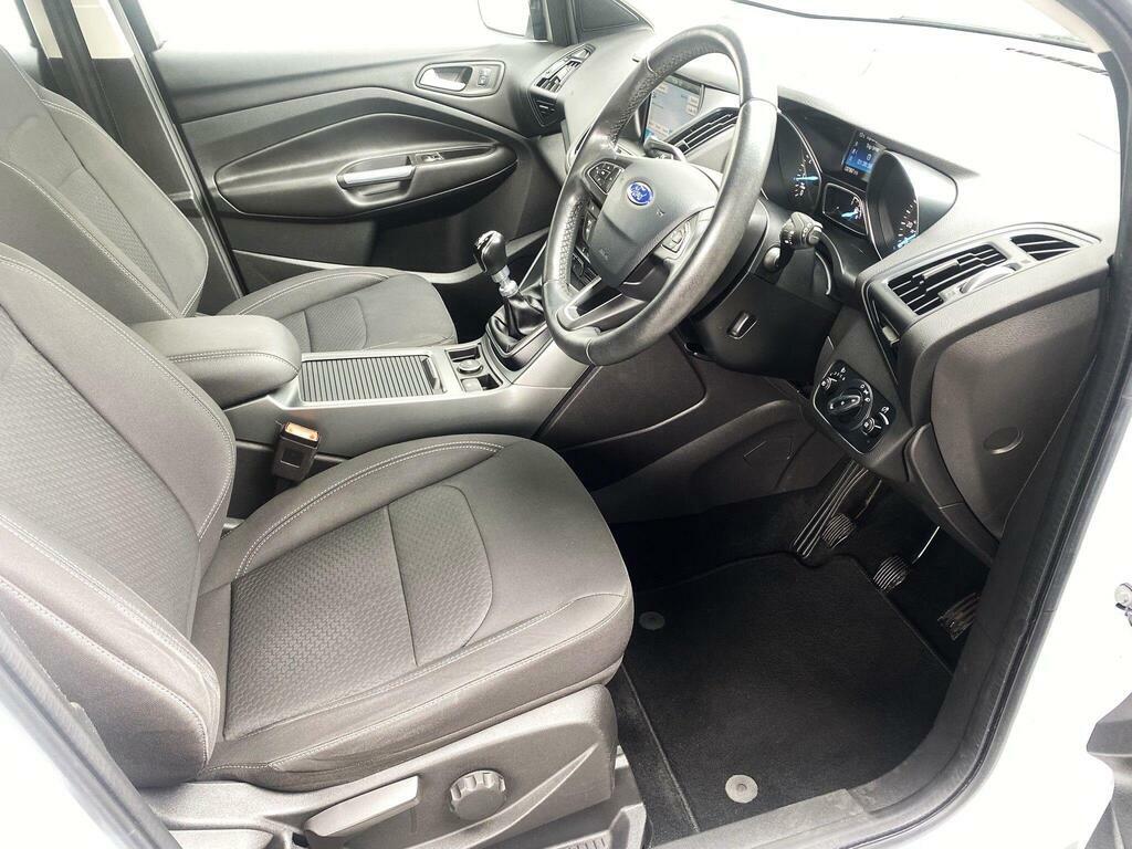 Ford Kuga 1.5T Ecoboost Zetec Euro 6 S S White #5