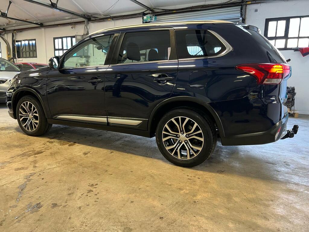 Mitsubishi Outlander Suv 2.2 Di-d 3 4Wd Euro 6 201818 Blue #5
