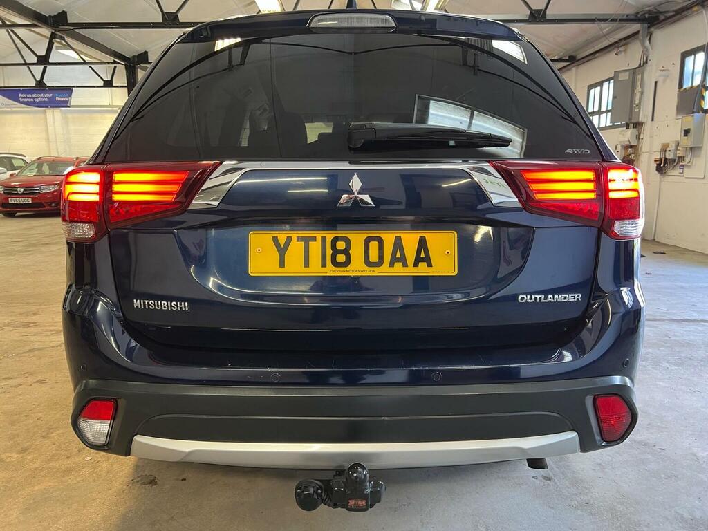 Mitsubishi Outlander Suv 2.2 Di-d 3 4Wd Euro 6 201818 Blue #6