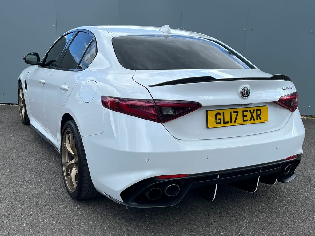 Alfa Romeo Giulia 2.9 V6 Bi-turbo Quadrifoglio Saloon Aut White #5