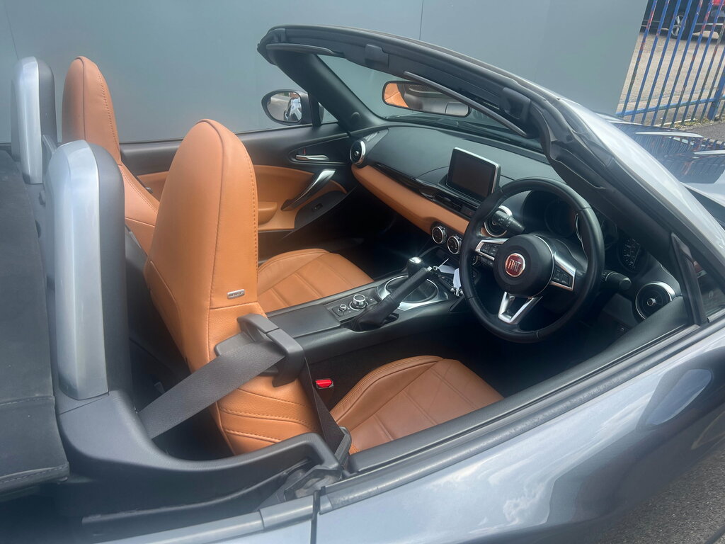 Fiat 124 Spider 1.4 Multiair Lusso Plus Convertible 2 Seat Eur Grey #2