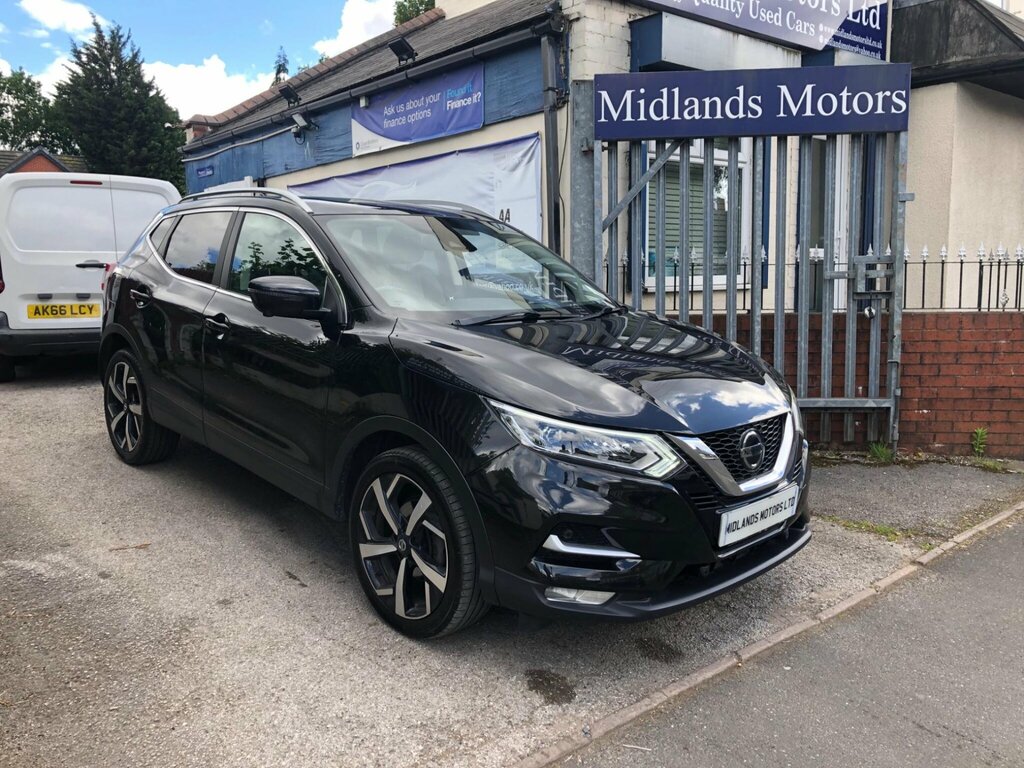 Nissan Qashqai 1.3 Dig-t N-motion Euro 6 Ss Black