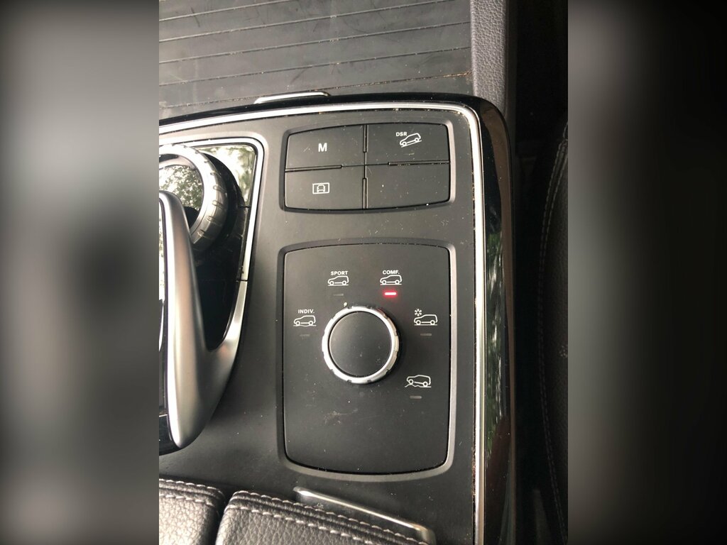 Mercedes-Benz GLE Class 250D 2.1 4Matic Black #19