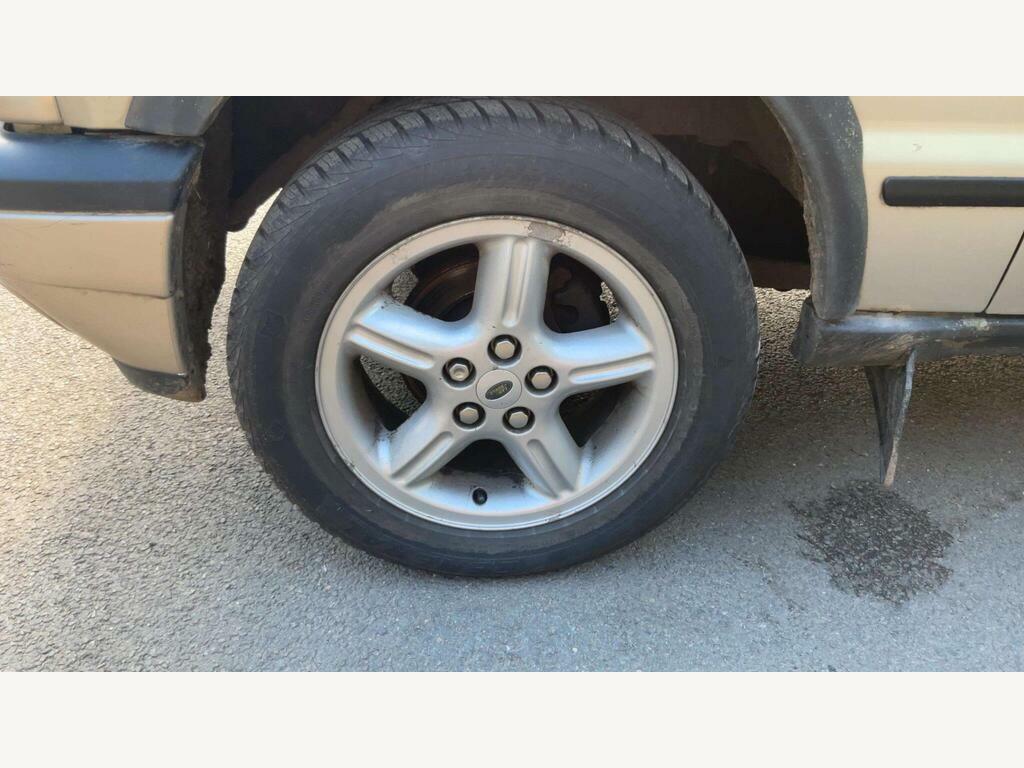 Land Rover Discovery Gs Grey #15