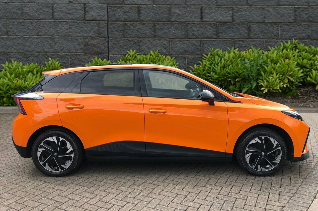 MG MG4 Hatchback CN73YXR Orange #3
