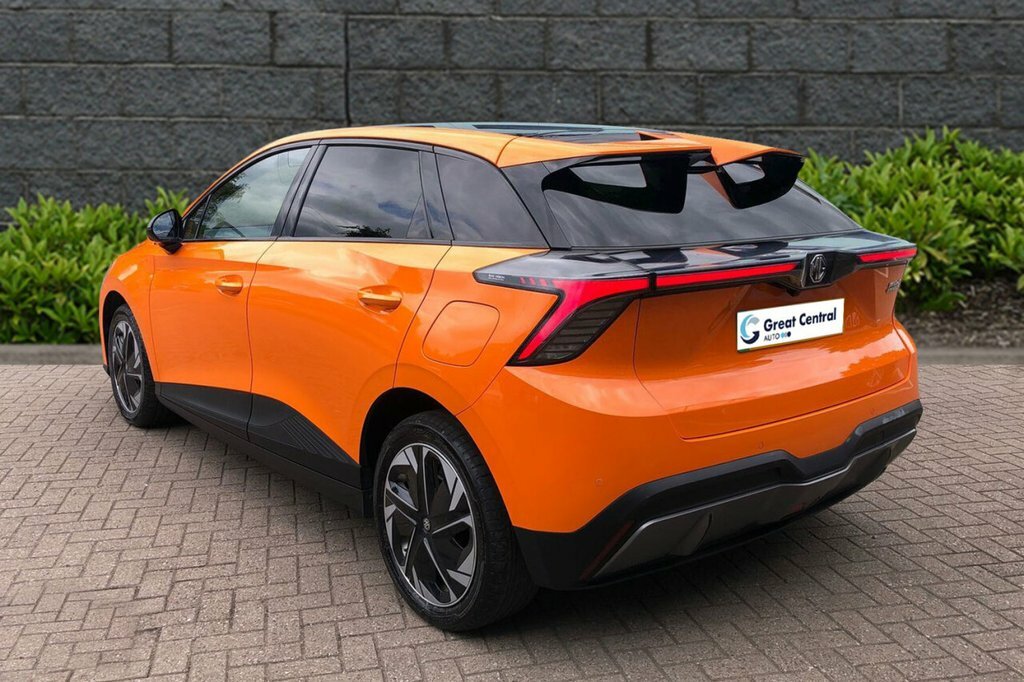 MG MG4 Hatchback CN73YXR Orange #4