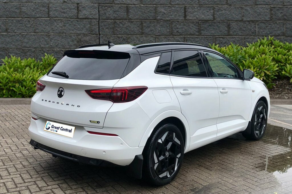 Vauxhall Grandland Hatchback CX23ZSN White #5