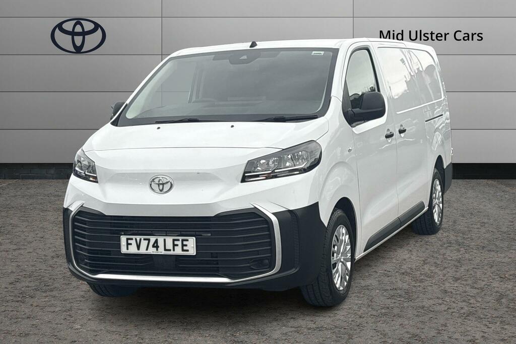 Toyota PROACE 2.0D 145 Icon Van FV74LFE White #3