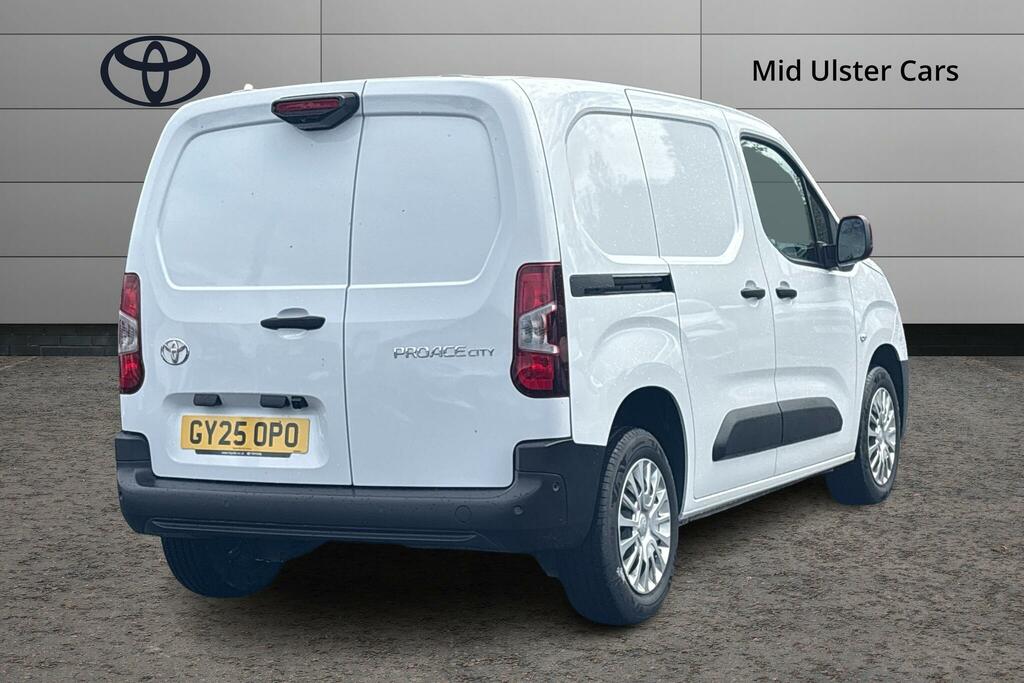 Toyota Proace City 1.5D 100 Icon Van GY25OPO White #2