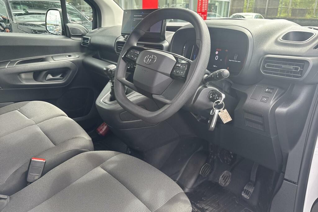 Toyota Proace City 1.5D 100 Icon Van GY25OPO White #5