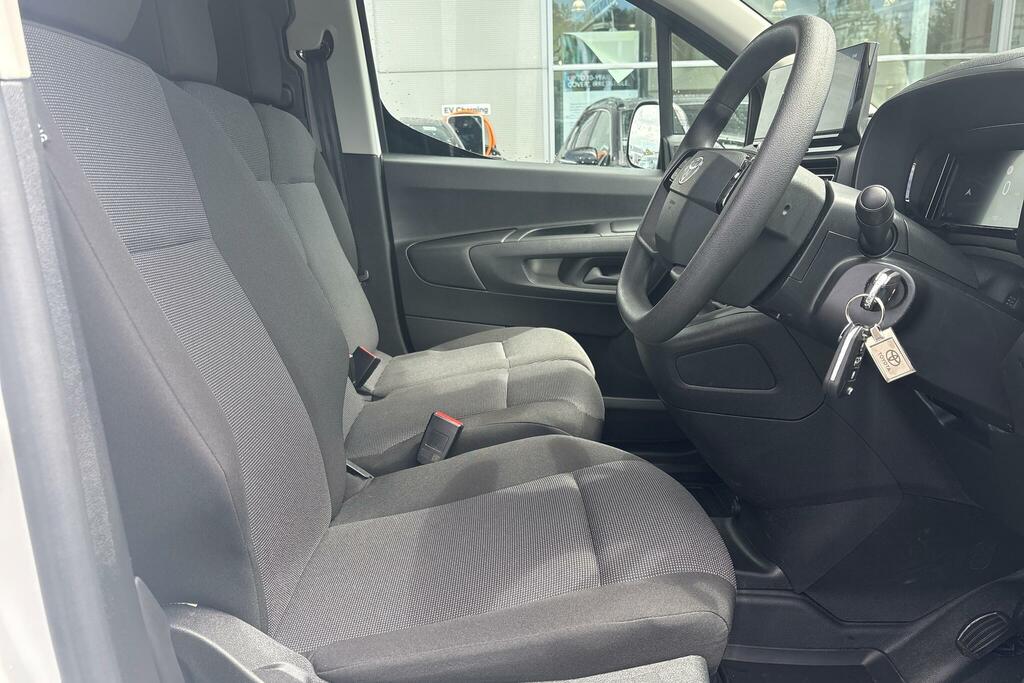 Toyota Proace City 1.5D 100 Icon Van GY25OPO White #6
