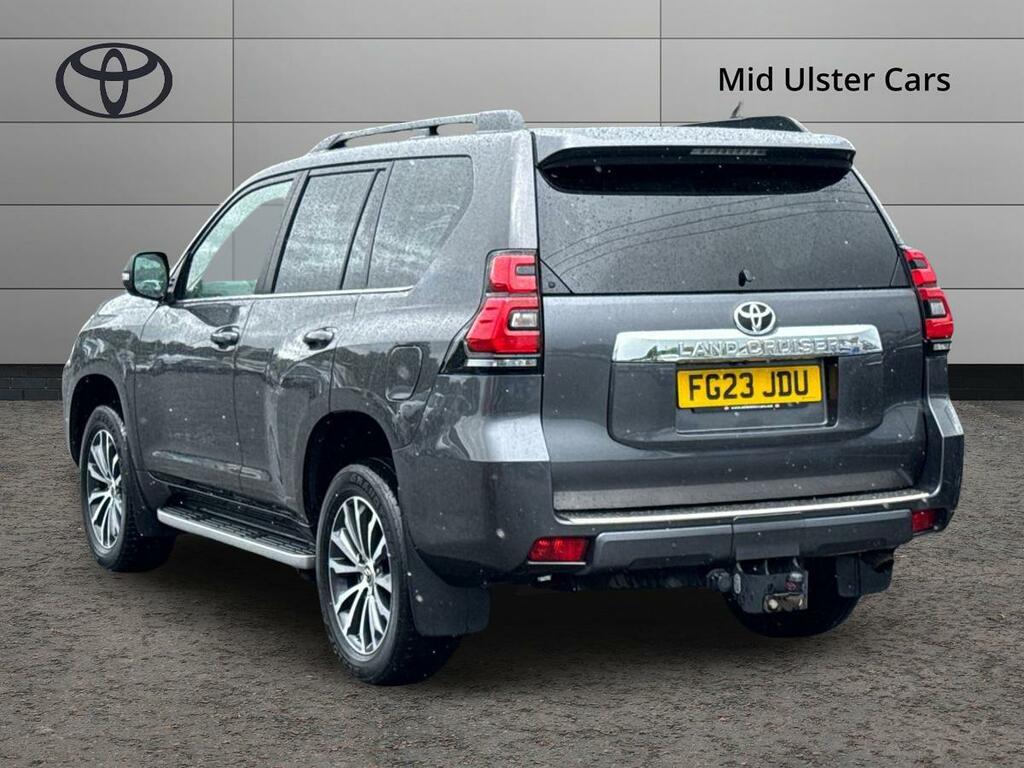 Toyota Land Cruiser 2.8 D-4d 204 Invincible 7 Seats Grey #4