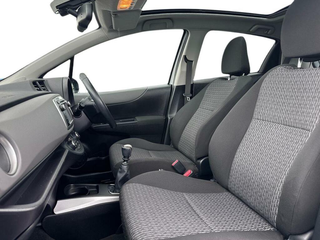 Toyota Yaris 1.33 Vvt-i Icon GXZ1066 Silver #2
