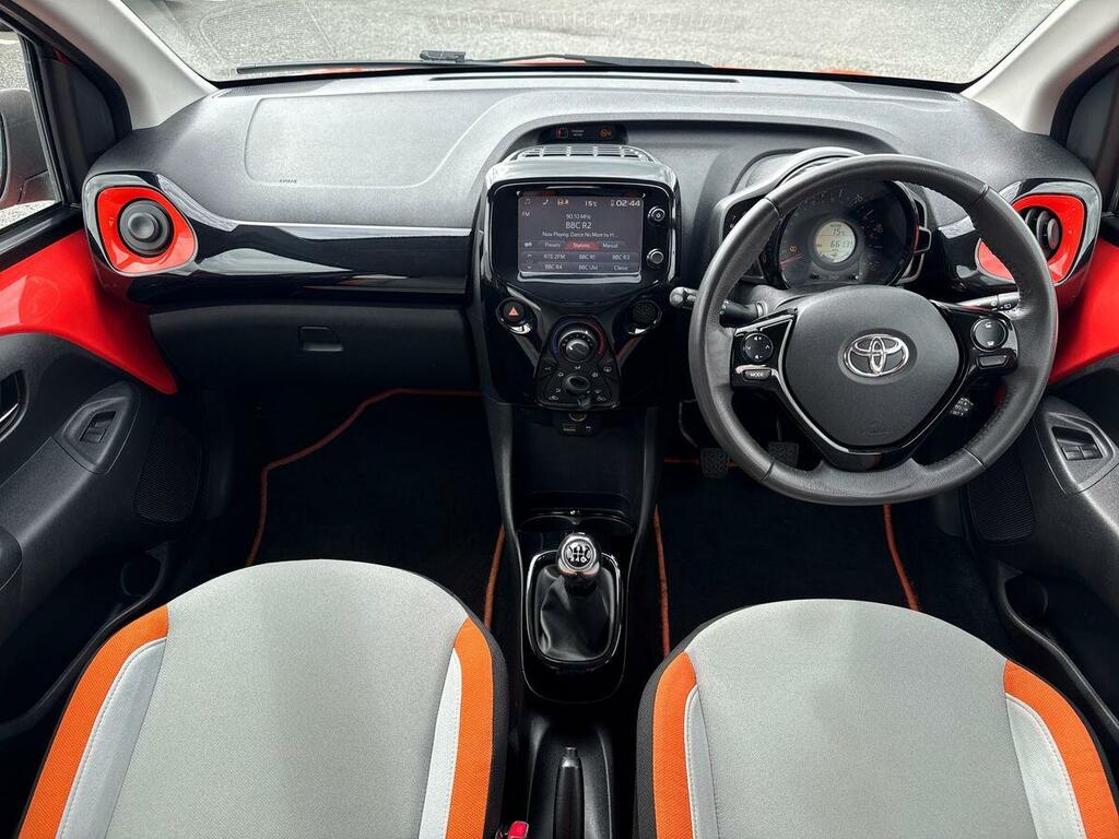 Toyota Aygo Hatchback 1.0 Black #8