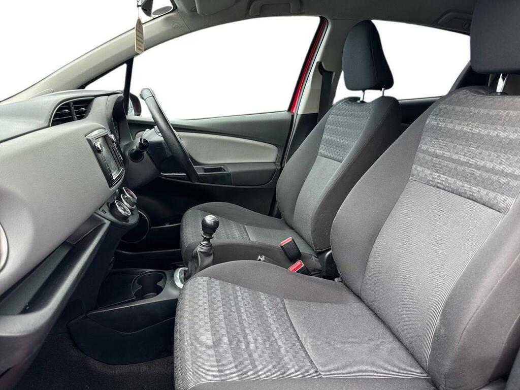 Toyota Yaris 1.33 Vvt-i Icon WHZ5056 Red #2