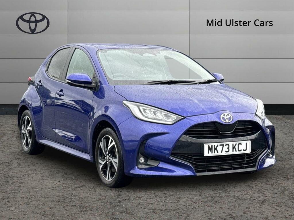 Toyota Yaris 1.5 Hybrid Design Cvt Blue