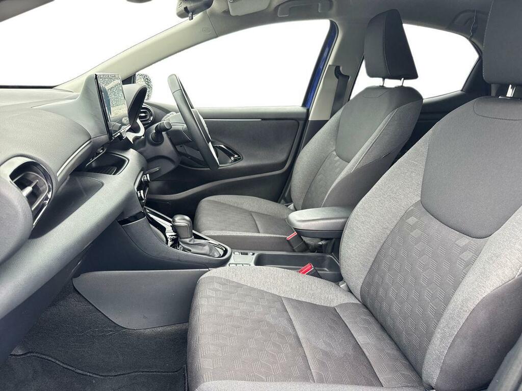 Toyota Yaris 1.5 Hybrid Design Cvt Blue #2