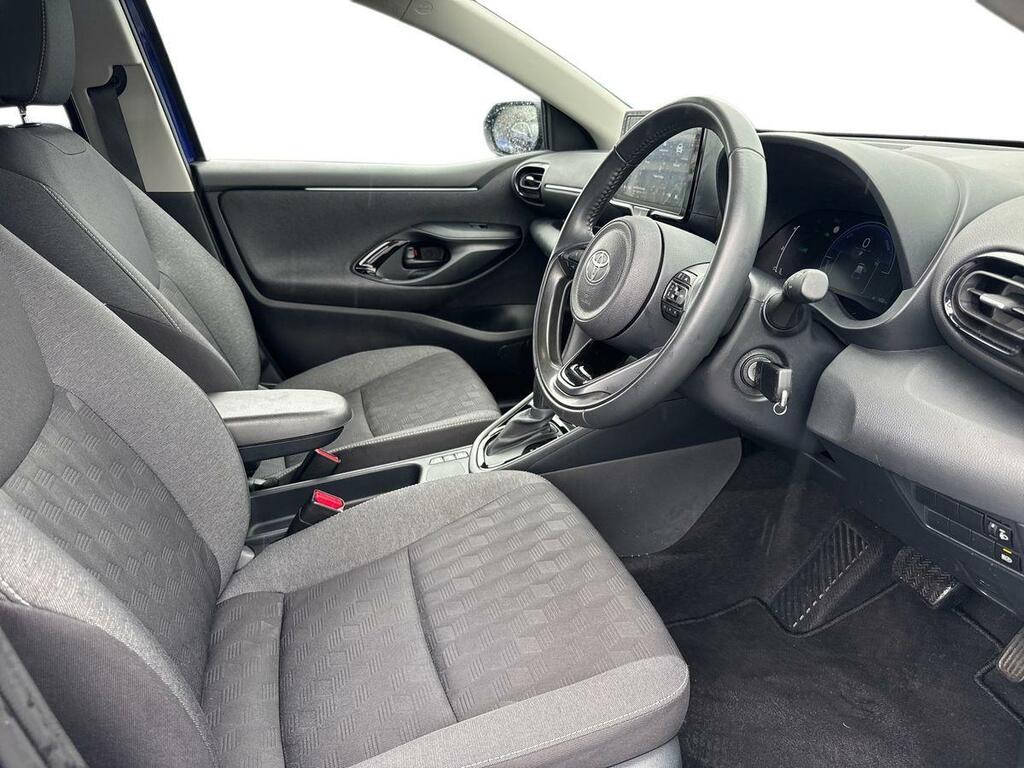 Toyota Yaris 1.5 Hybrid Design Cvt Blue #6