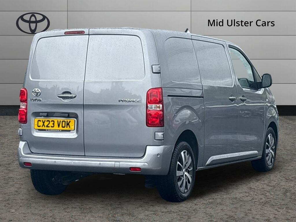 Toyota PROACE 1.5D 120 Icon Van White #16