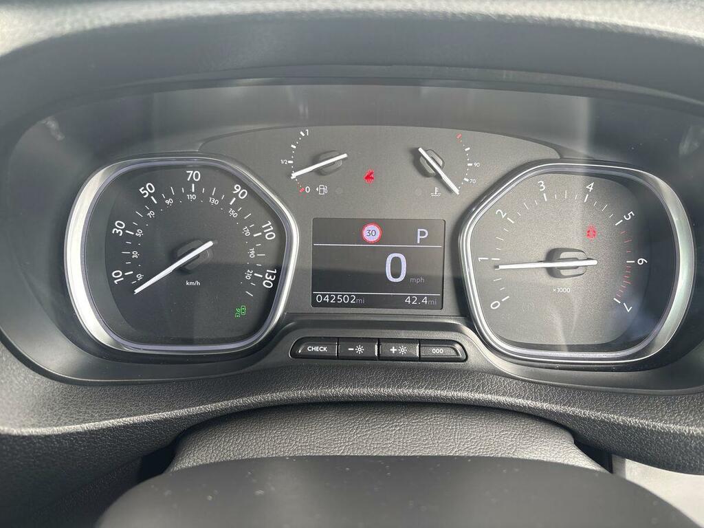 Toyota PROACE 1.5D 120 Icon Van White #7