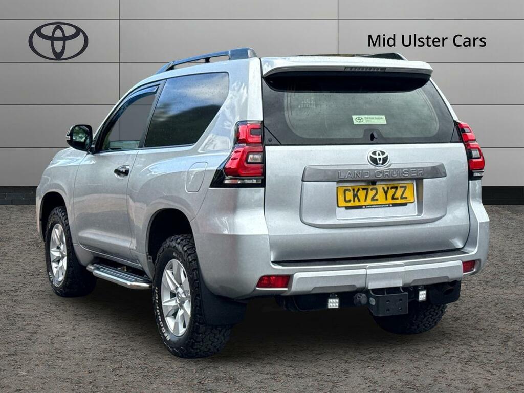 Toyota Land Cruiser 2.8D 204 Utility Commercial Silver #3