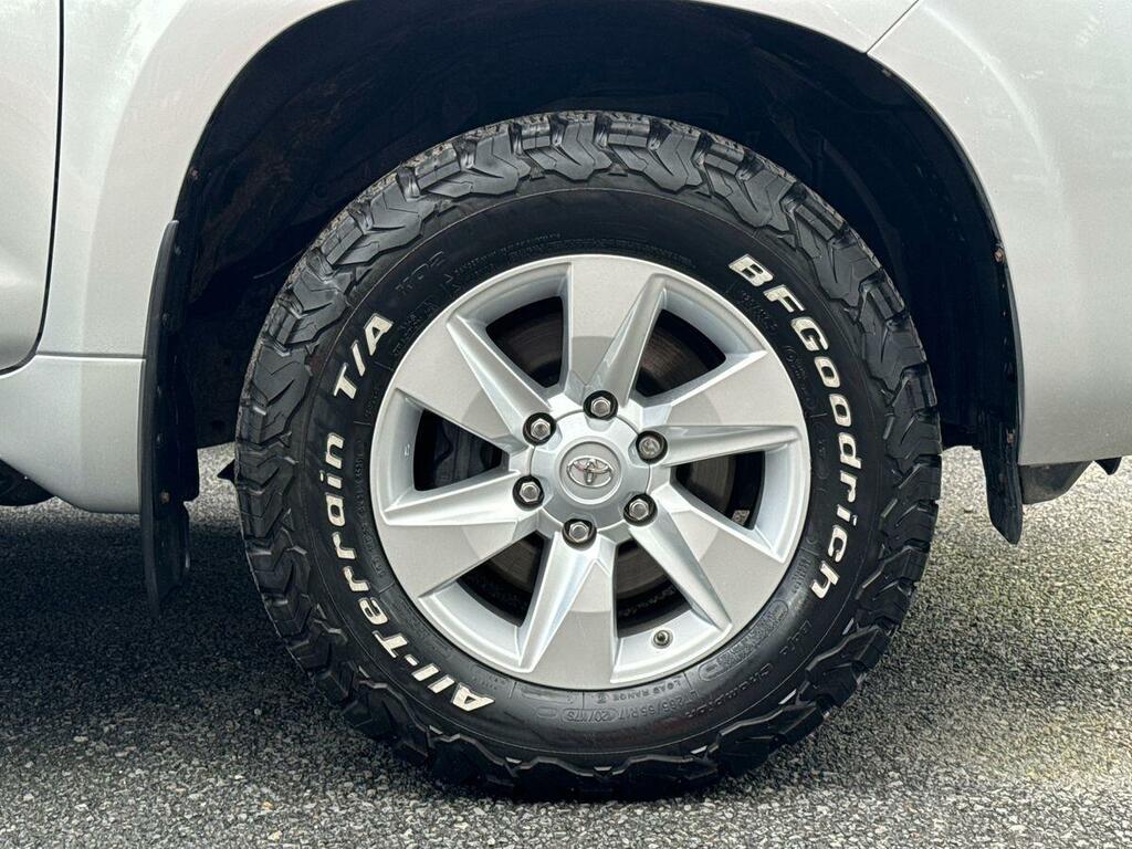 Toyota Land Cruiser 2.8D 204 Utility Commercial Silver #5