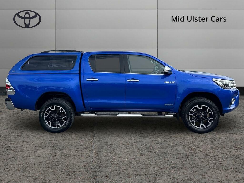 Toyota HILUX Invincible X Dcab Pick Up 2.4 D-4d Blue #4
