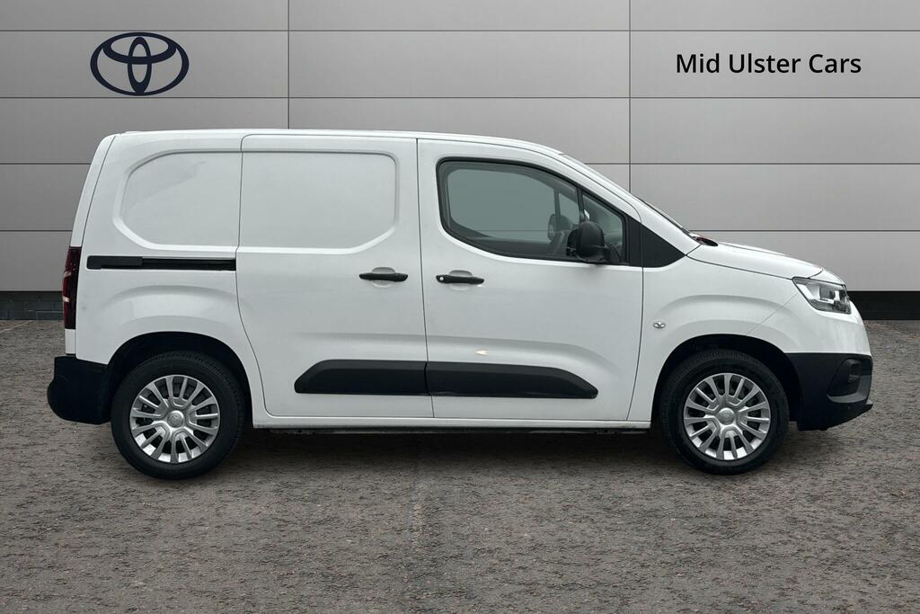 Toyota Proace City Bluehdi Active Short Panel Grey #16