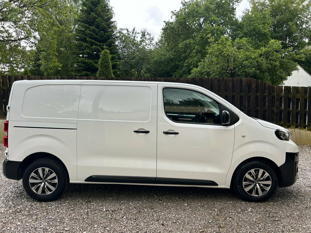 Peugeot Expert 2L Professional 6Dr White #6