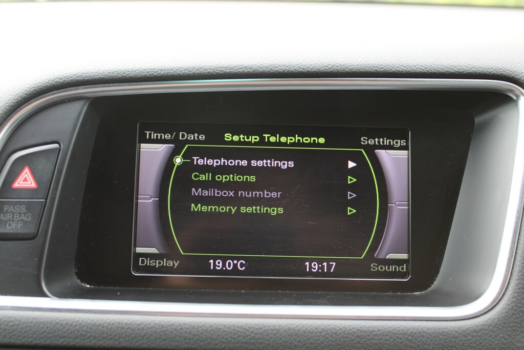Audi Q5 2.0 Tdi Quattro S Line 170 Bhp Grey #13