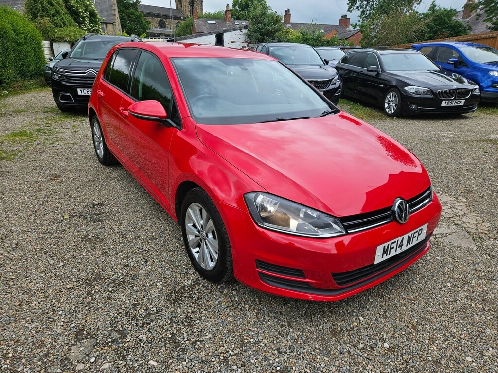 Volkswagen Golf 1.6 Tdi 105 Se Red