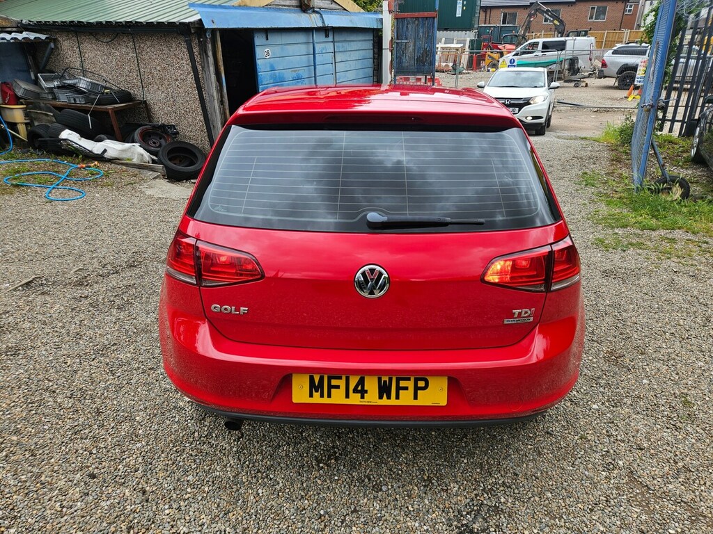 Volkswagen Golf 1.6 Tdi 105 Se MF14WFP Red #6