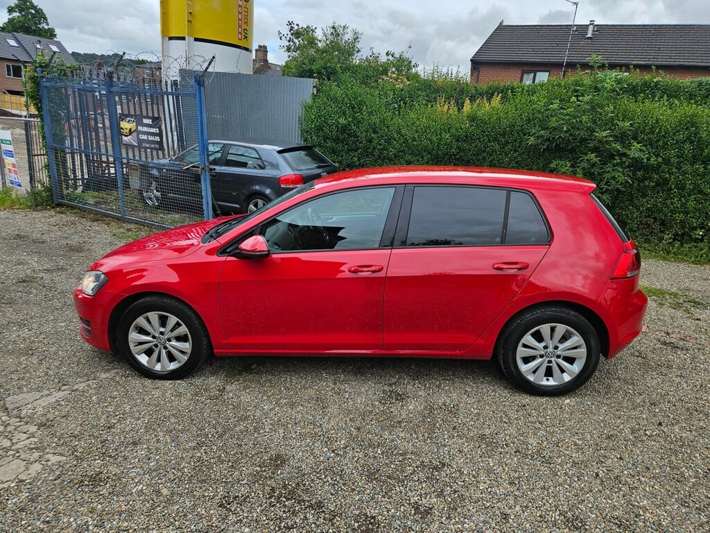 Volkswagen Golf 1.6 Tdi 105 Se MF14WFP Red #4