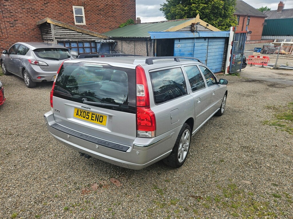 Volvo V70 V70 R Black #7