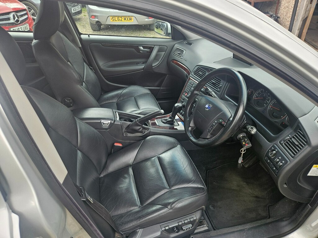 Volvo V70 V70 R Black #9