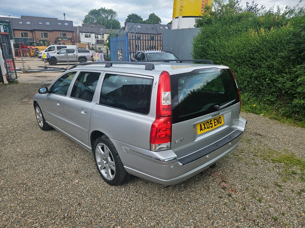 Volvo V70 T5 Se Geartronic Silver #5