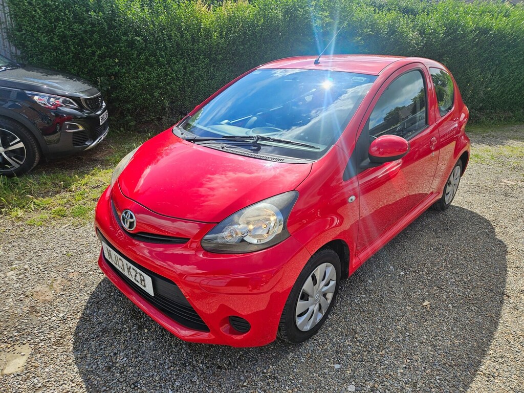 Toyota Aygo 1.0 Vvt-i Red #3