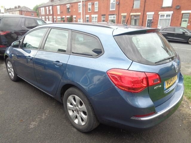 Vauxhall Astra 1.7 Cdti Ecoflex Design Sports Tourer M VU14NYP Blue #4