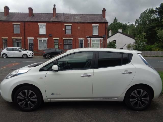 Nissan Leaf 24Kwh Tekna White #5