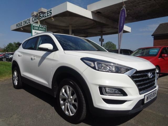 Hyundai Tucson 1.6 Gdi Se Nav Suv Euro 6 S S WV19RUH White